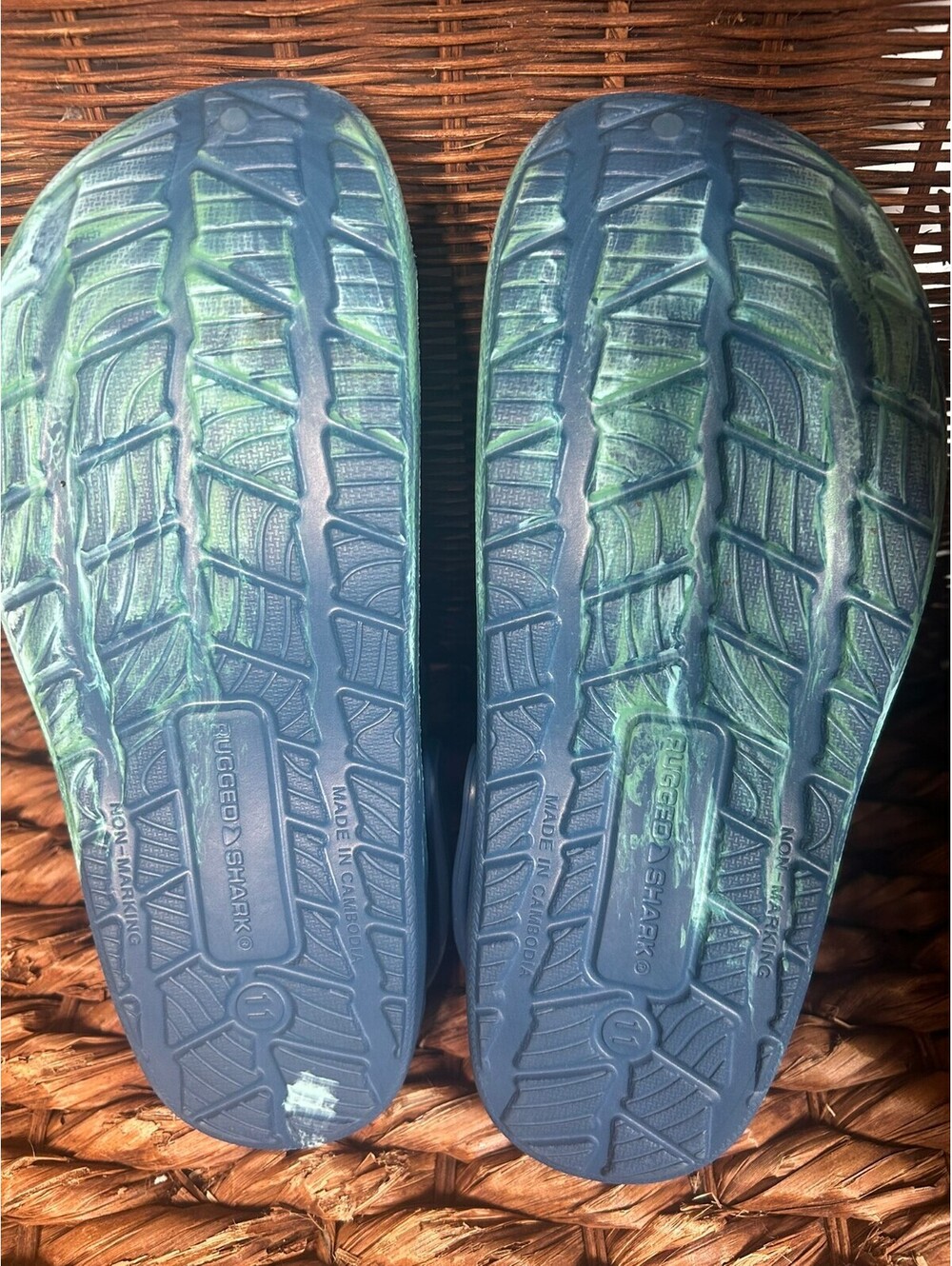 Blue green marbled clogs - Picture 4 of 6